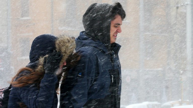 През целия ден се очаква времето да е студено