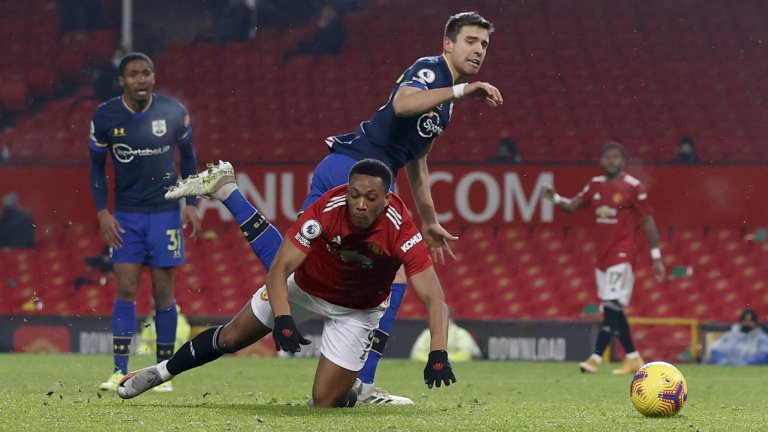 Марсиал иска да напусне незабавно Манчестър Юнайтед