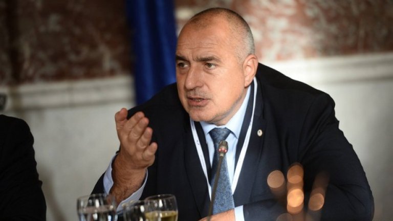 Премиерът в оставка започва нови дела след поредното интервю на Цветан Василев
