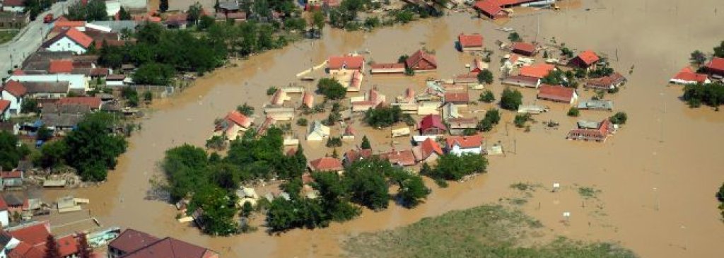 363319_Balkan-flood