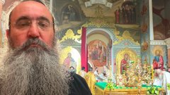 Архимандрит Никанор бил привикан на среща с патриарха, но отказва категорично да признае властта му в нов скандал в БПЦ, който вади на яве стари драми и сблъсъци по руска линия
