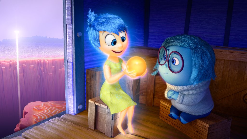 1. \"Inside Out\" 
Има важни филми, има и добри филми. \"Inside Out\" е и двете. Той е образец не само за върховете на анимацията, но и на възможностите на филмовото изкуство в момента. Ако някой ден придобием власт, \"Inside Out\" ще се учи в училищ