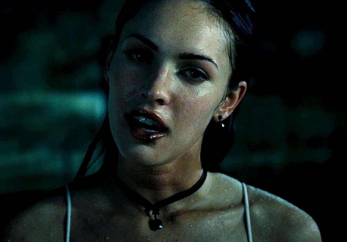 4. Jennifer's Body

Меган Фокс играе обладана от демон секси ученичка, която започва да избива своите съученици. За сюжета може да се каже и още, но наистина - има ли смисъл? 
