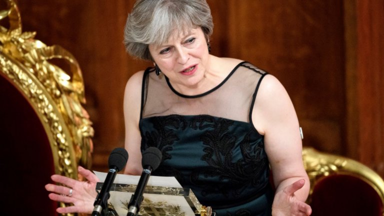 Остри критики от Тереза Мей срещу Русия