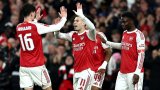 Арсенал постигна лесна победа и продължава да се бори за 4 трофея