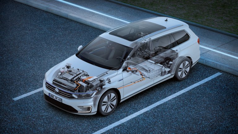 Passat GTE предлага три различни вида задвижване за три различни изживявания зад волана