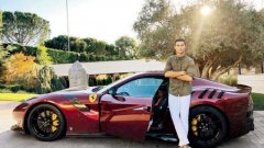 Роналдо низвергнат в Юве: Купува си Ferrari, докато другите тренират