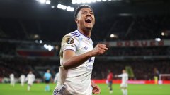 Астън Вила взе предимство с брилянтен гол на Уоткинс