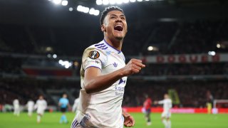 Астън Вила взе предимство с брилянтен гол на Уоткинс