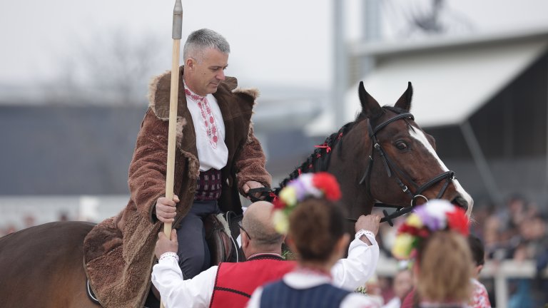 И кой има имен ден днес