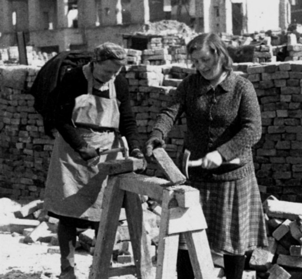 Steine_klopfen_janczikowsky