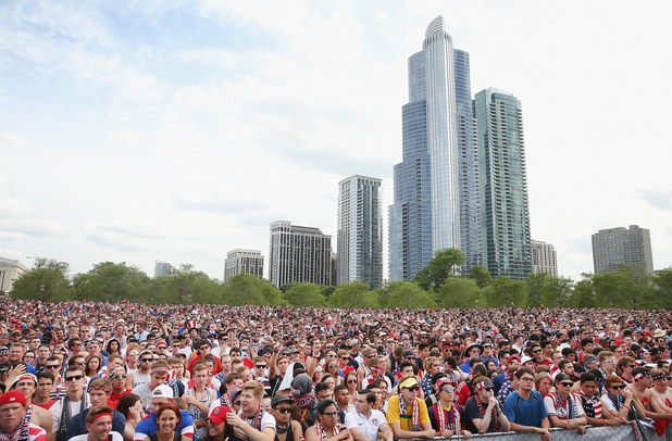Близо 800 000 са гледали мачовете на Щатите на екрани в Чикаго. А нали американците не се интересуваха от сокър?