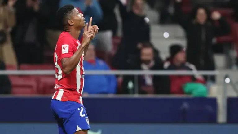 Юнайтед иска национал на Мозамбик