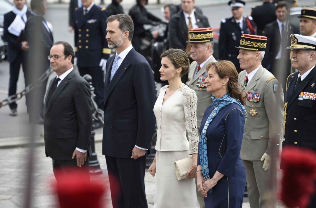 2048x1536-fit_president-francois-hollande-g-roi-felipe-vi-espagne-reine-letizia-ministre-ecologie-segolene-royal-lors-ceremonie-arc-triomphe-paris-2-juin-2015