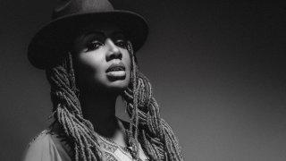 Lalah Hathaway