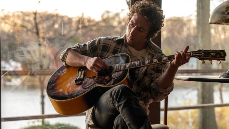 „Спрингстийн: Избави ме от нищото”
Биографичният филм, посветен на легендата Брус Спрингстийн, ще ни запознае със събитията, които водят до записването на неговия най-влиятелен албум “Небраска”. Албумът е пуснат на пазара през 1982 г. в суров вид. Записан е в дома на музиканта под акомпанимента единствено на китара и хармоника.