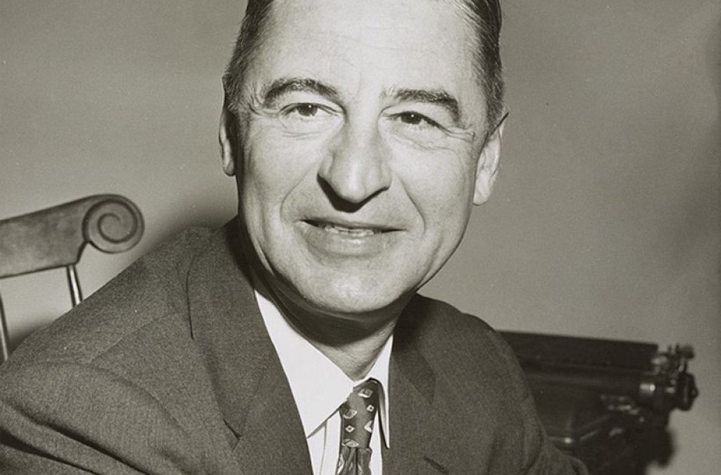 Theodor_Seuss_Geisel_(01037v)