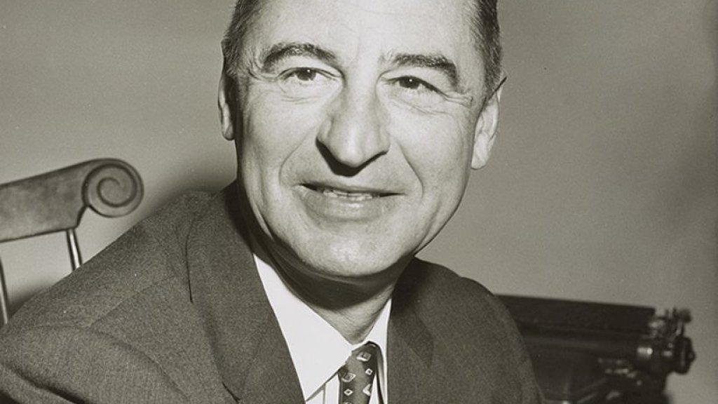 Theodor_Seuss_Geisel_(01037v)