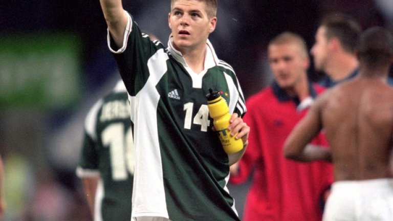 Дебютът му в официален мач също е срещу Германия - при победата с 1:0 на Евро 2000.