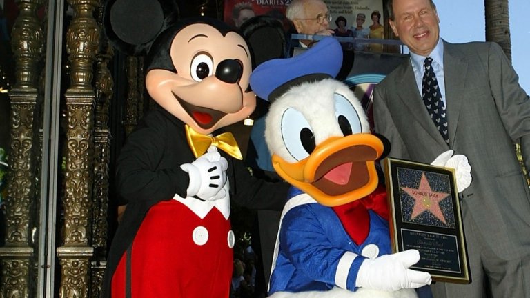 След дебат по темата и LGBT активисти, и културното министерство са недоволни