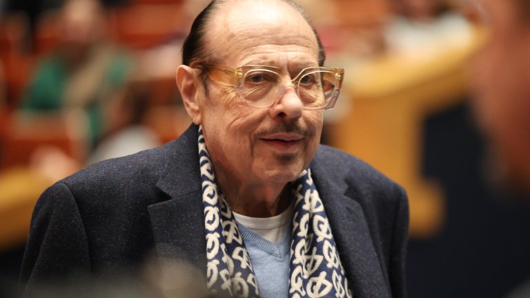 Той беше на 74 години