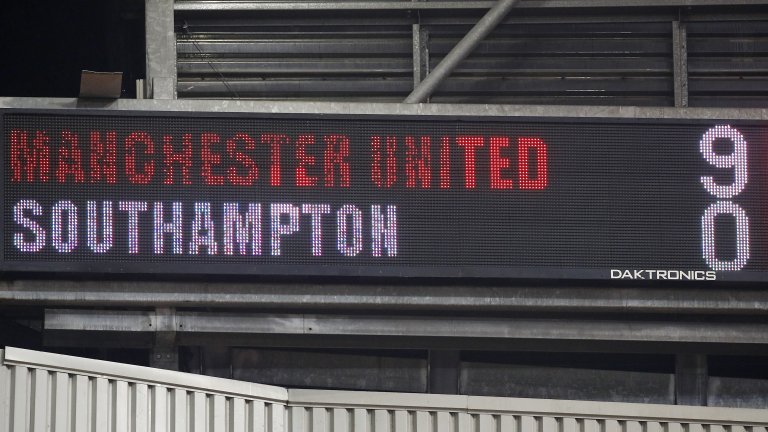 Юнайтед изравни три рекорда при разгрома над Саутхемптън