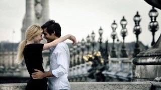 large1-880x586