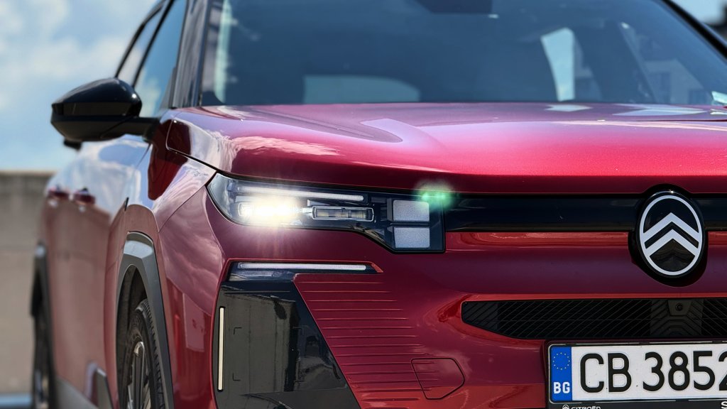 Citroën C5 Aircross: Щипка френски финес и комфорт срещу родните пътища