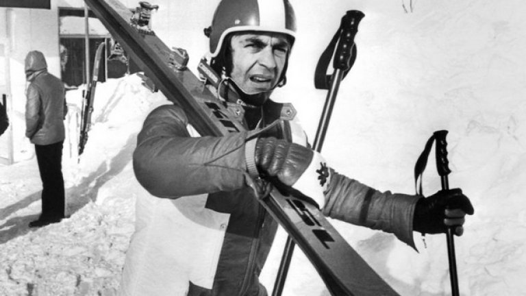 15. Мюнхен 1972: Край за професионалистите
Да, през 1972-ра ските са били летен олимпийски спорт. Австрийският скиор Карл Шранц получава забрана за участие, тъй като е бил заснет на футболен мач, носейки фланелка с реклама на нея. Тогава се е смятало, че щом носиш рекламни дрехи, си професионалист - каквито не са се допускали.