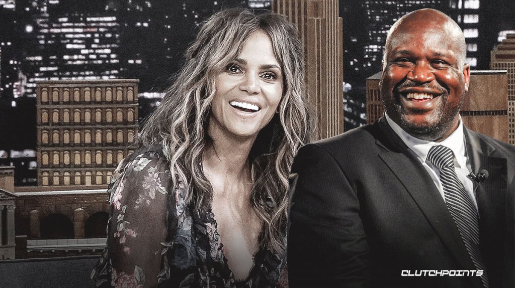 Шак определено си пада по Хали Бери.