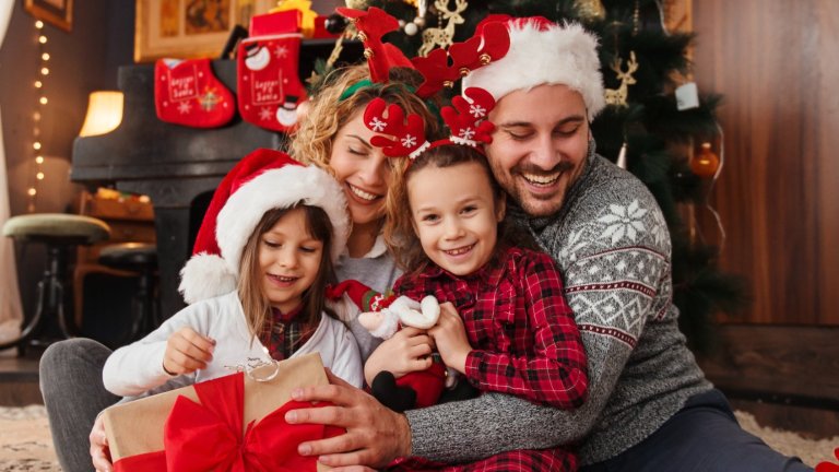 Пожелаваме на всички вас дни, изпълнени със здраве, любов, мир и светлина